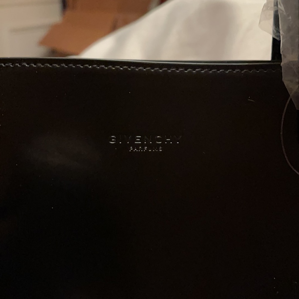 Givenchy Parfums black tote - Picture 6 of 6